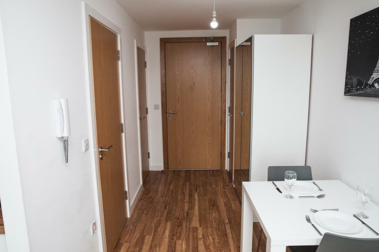 Studio Apartments Free Street Parking Subject To Availability Manchester Dış mekan fotoğraf