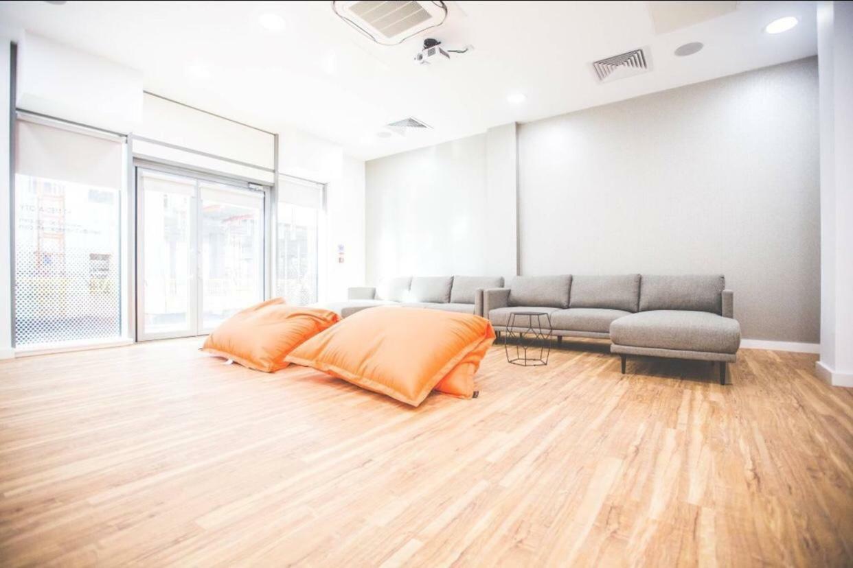 Studio Apartments Free Street Parking Subject To Availability Manchester Dış mekan fotoğraf